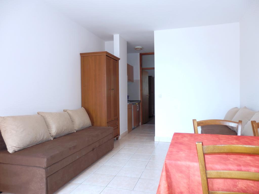 Apartments Idila Medulin Exterior foto